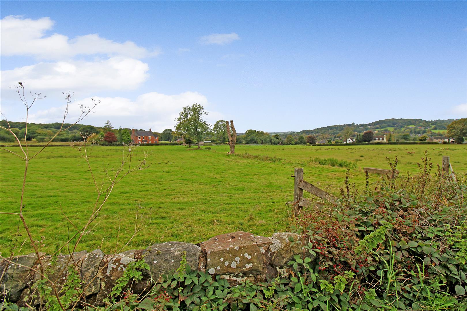 Clewlows Bank, Stockton Brook, Stoke-On-Trent